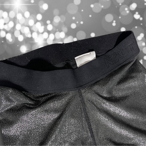 𝅺sparkling Nike 27” Running Leggings Tights Black / Silver Size Extra Small - Picture 6 of 12